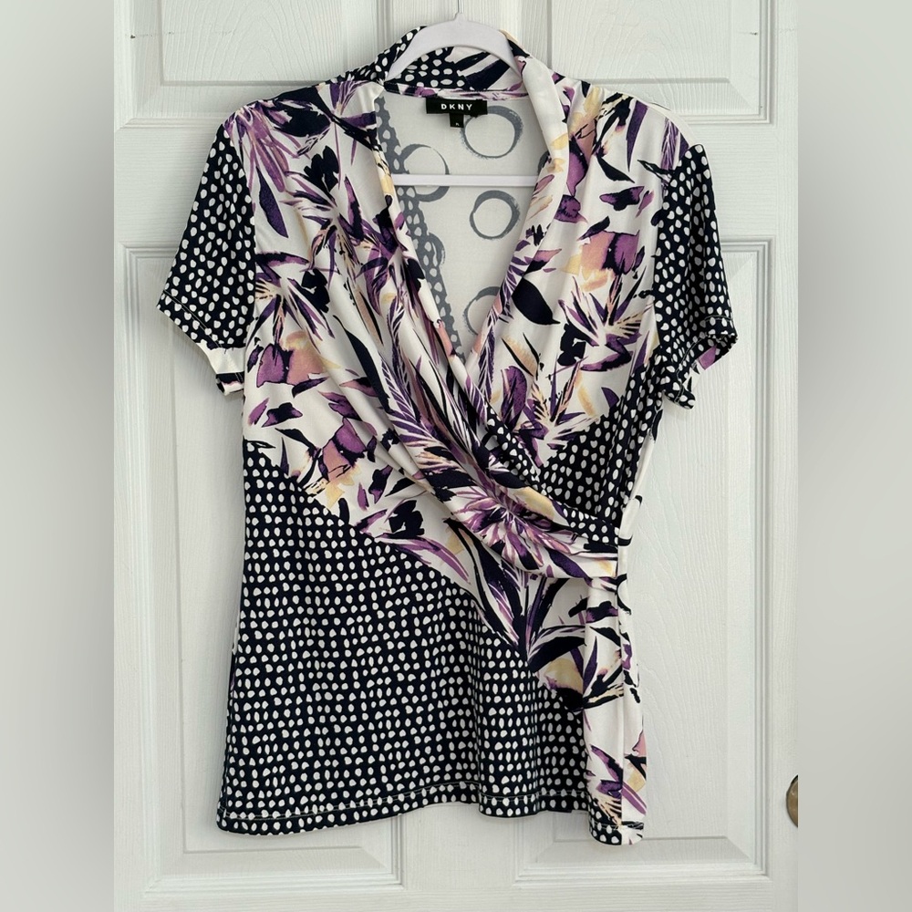 DKNY Women’s Wrap V-Neck Shirt Size PL Petite
